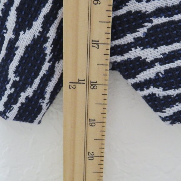 LOFT* Women's Half Side Zip Textured Navy Blue/White Tulip Skirt~ Size Small - Picture 7 of 8